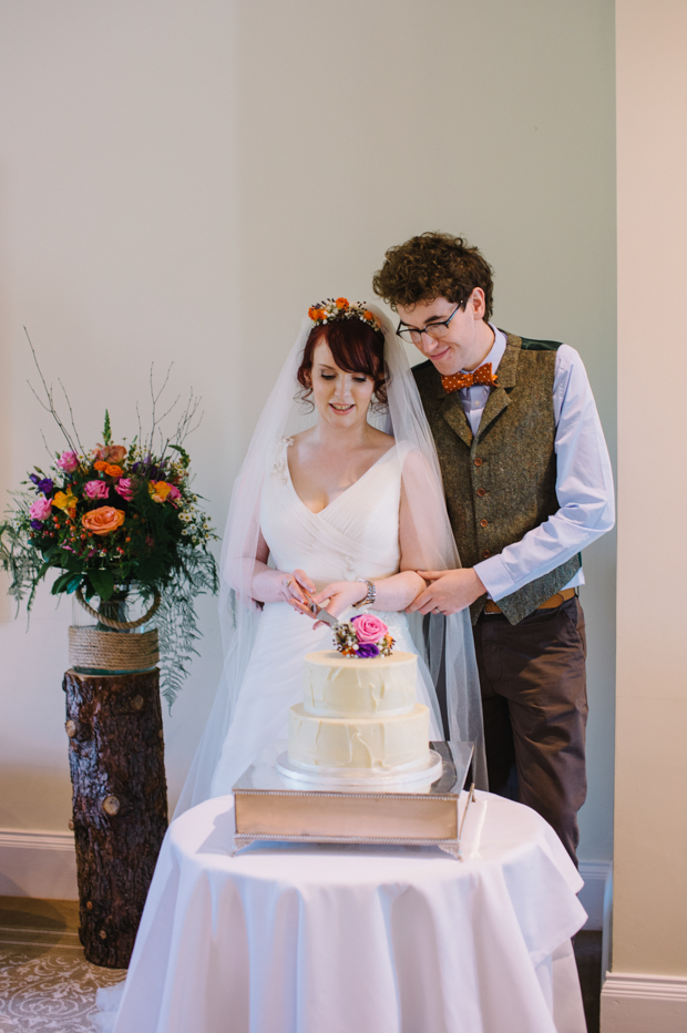 Sara and Dan's Beautiful Autumnal Wedding by Simple Tapestry | onefabday.com