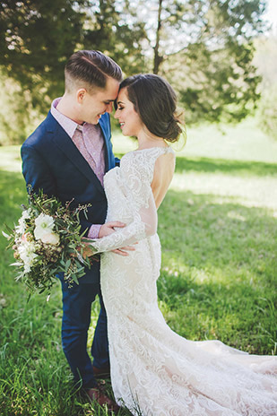 Stephen and Korie's Beautiful Bloomsbury Farms Wedding by Teale Photography | onefabday.com