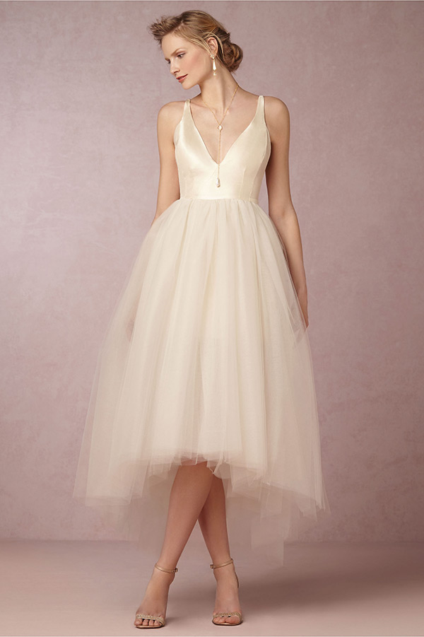 A Fashion-Forward Trend for 2015/2016 - High-Low Wedding Dresses | onefabday.com