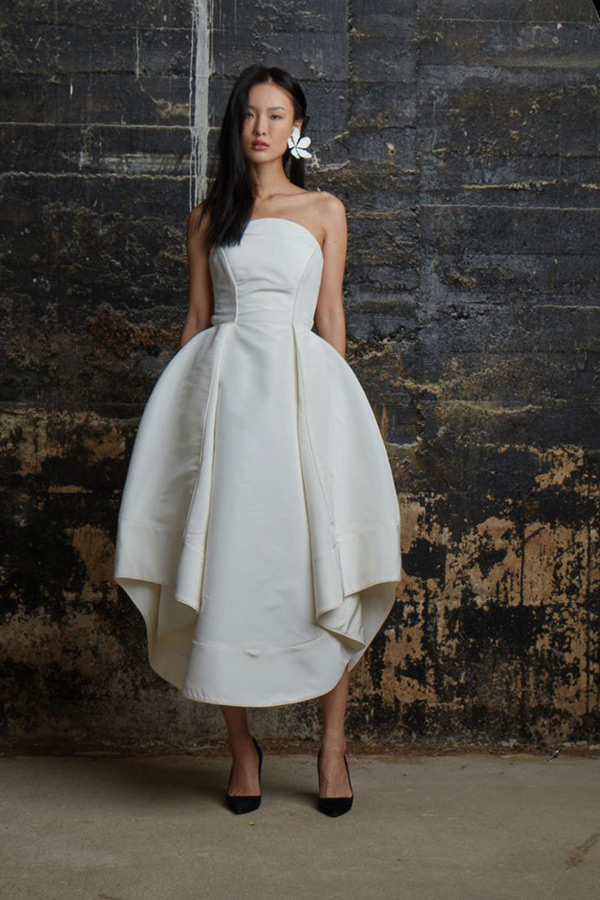 A Fashion-Forward Trend for 2015/2016 - High-Low Wedding Dresses | onefabday.com