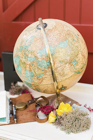 Beautiful Autumn Barn Wedding by Lauren Fair Photography | see it all on onefabday.com