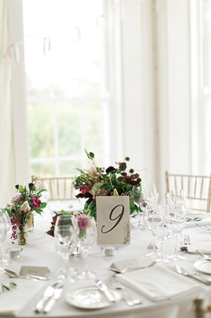 Beautiful minimal botanical shoot at Horetown House by Paula McManus | onefabday.com