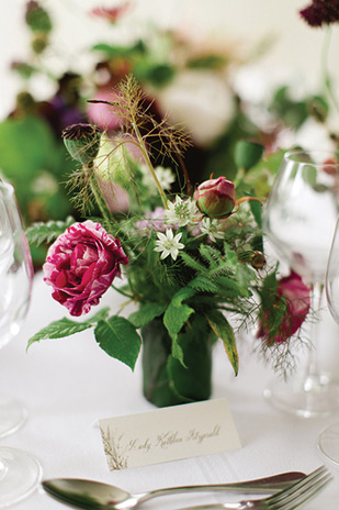 Beautiful minimal botanical shoot at Horetown House by Paula McManus | onefabday.com