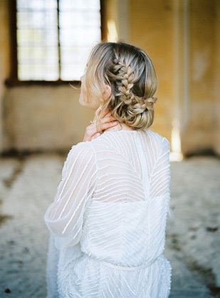 Modern Geometric Marsala Wedding Inspiration by Siegrid Cain | see tis beautiful shoot in full on onefabday.com