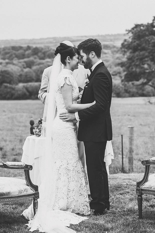 Stunning and Chic Wedding At Longueville House by Antonija Nekic Photography | onefabday.com