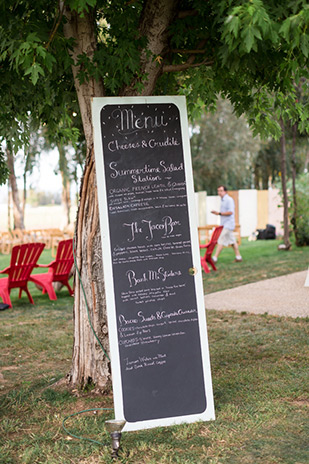 Beautiful backyard wedding by Tre Love Creative Photography | onefabday.com 