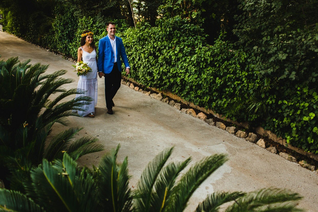 Beautiful outdoor Valencia wedding by Joaquin Corbalan | onefabday.com