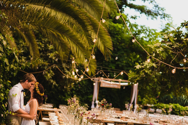 Beautiful outdoor Valencia wedding by Joaquin Corbalan | onefabday.com