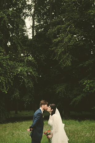 Fun and Retro 1950's wedding at The Anglers Rest by Emma Russell Photography | onefabday.com