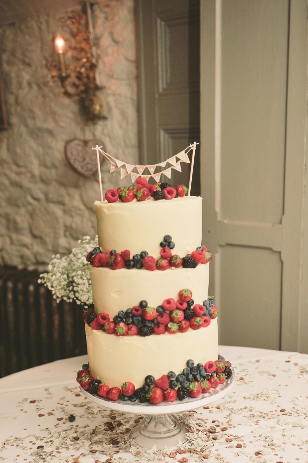 Fun and Retro 1950's wedding at The Anglers Rest by Emma Russell Photography | onefabday.com