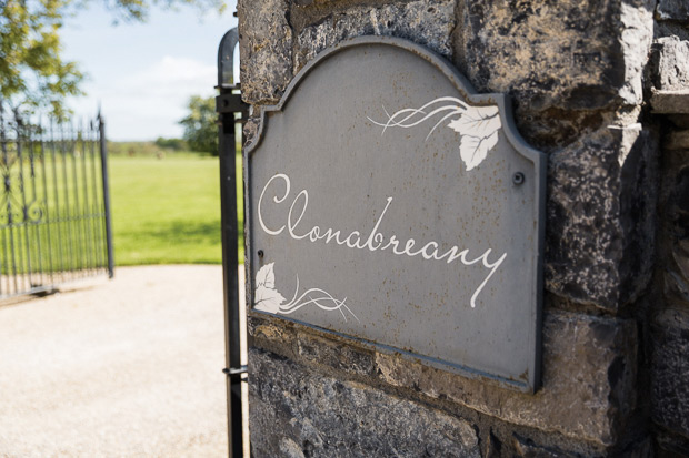 Modern and colourful wedding at Clonabreany by MOS Photography | onefabday.com