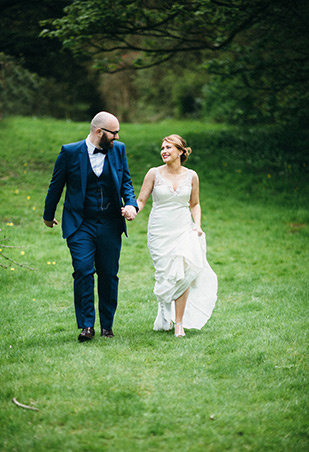 Pretty Farnham Estate Wedding by Darek Novak | see it all on onefabday.com