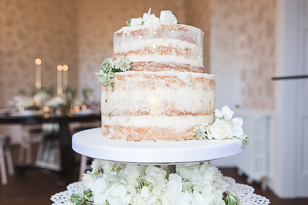 Winter white and gold wedding inspiration | onefabday.com