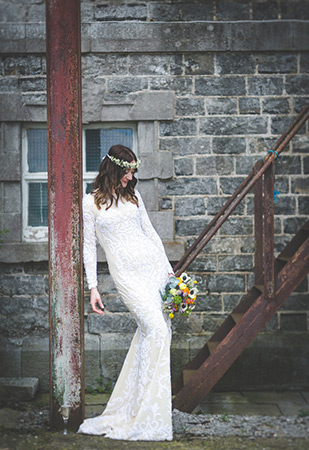 Chic Millhouse wedding by Leanne Keaney Photography | onefabday.com