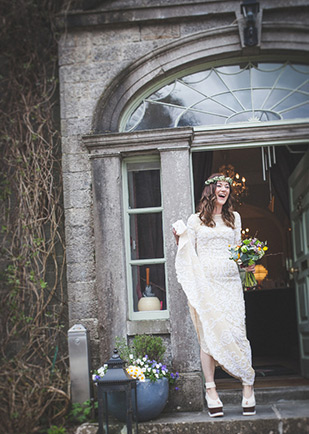 Chic Millhouse wedding by Leanne Keaney Photography | onefabday.com