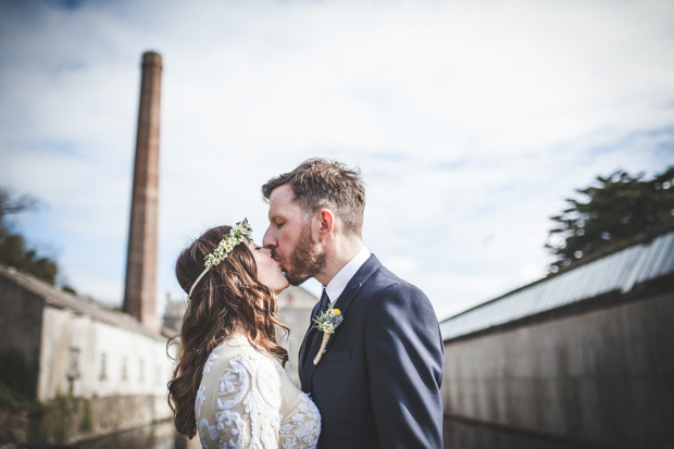 Chic Millhouse wedding by Leanne Keaney Photography | onefabday.com