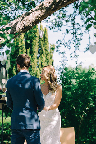 Beautiful Ridge Farm wedding | onefabday.com