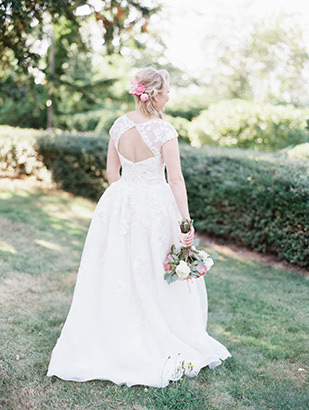 Beautiful pastel wedding by Christie Graham Photography | onefabday.com