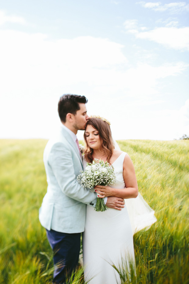 Fraser Stewart Photography Orange Tree House wedding | onefabday.com