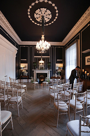 Intimate 25 Fitzwilliam Place Wedding by Will O'Reilly | onefabday.com