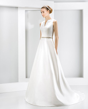 6003 wedding dress from Jesus Peiro wedding dresses Nanda Devi Collection - Contemporary wedding dress with embellished belt - see the rest of the collection on onefabday.com