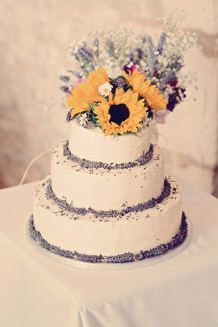 Beautiful sunshiney barn wedding by Jessica Raphael Photography | onefabday.com