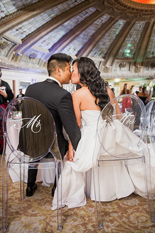 Glam Black and Gold Real Wedding by Barrie Anne Photography | onefabday.com