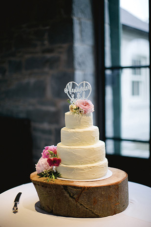 Wedding at The Carriage Rooms at Montalto Estate by Paula McManus Photography | onefabday.com