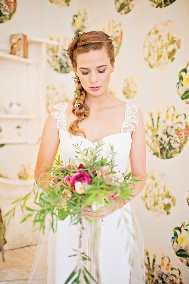 Beautiful Bridal style and wedding hair ideas by Katie Kav | onefabday.com