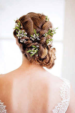 Beautiful Bridal style and wedding hair ideas by Katie Kav | onefabday.com