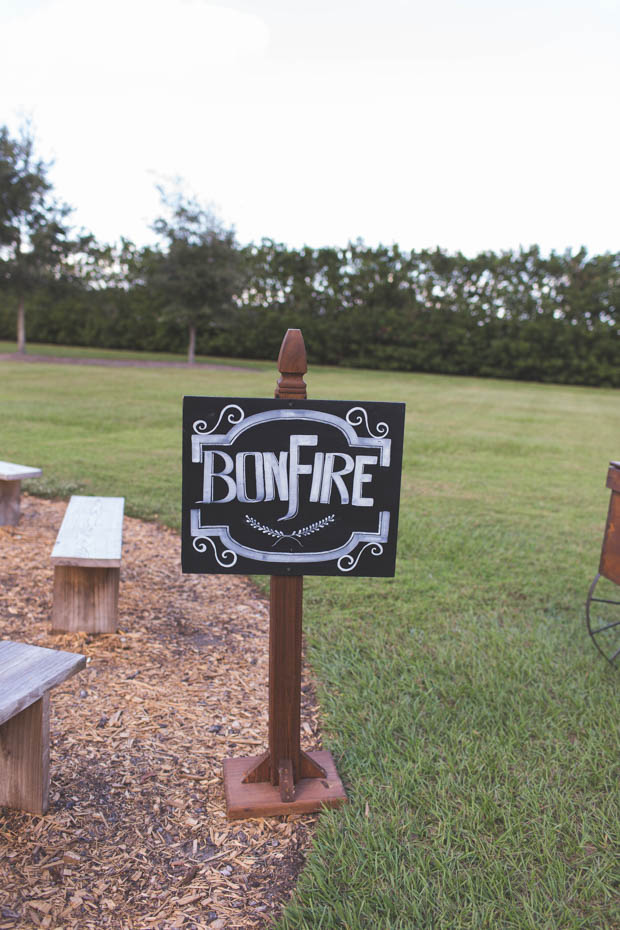 Sweet rustic wedding at Cross Creek Ranch // onefabday.com