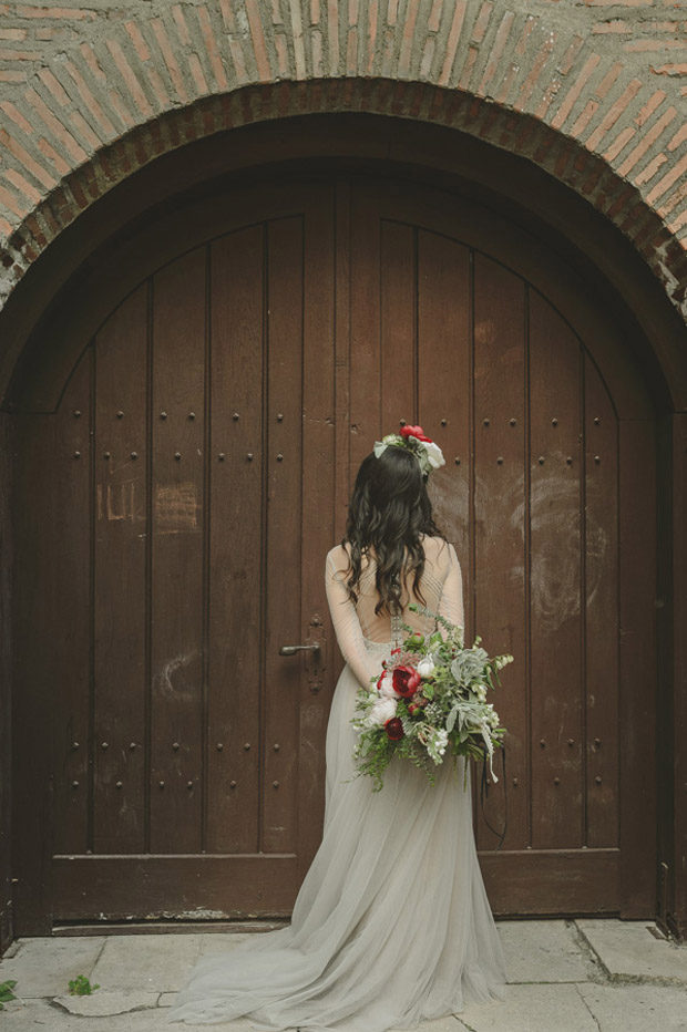 Il Palazzo Mogosoaia Bucharest Wedding by Rares Ion Wedding Photography | onefabday.com