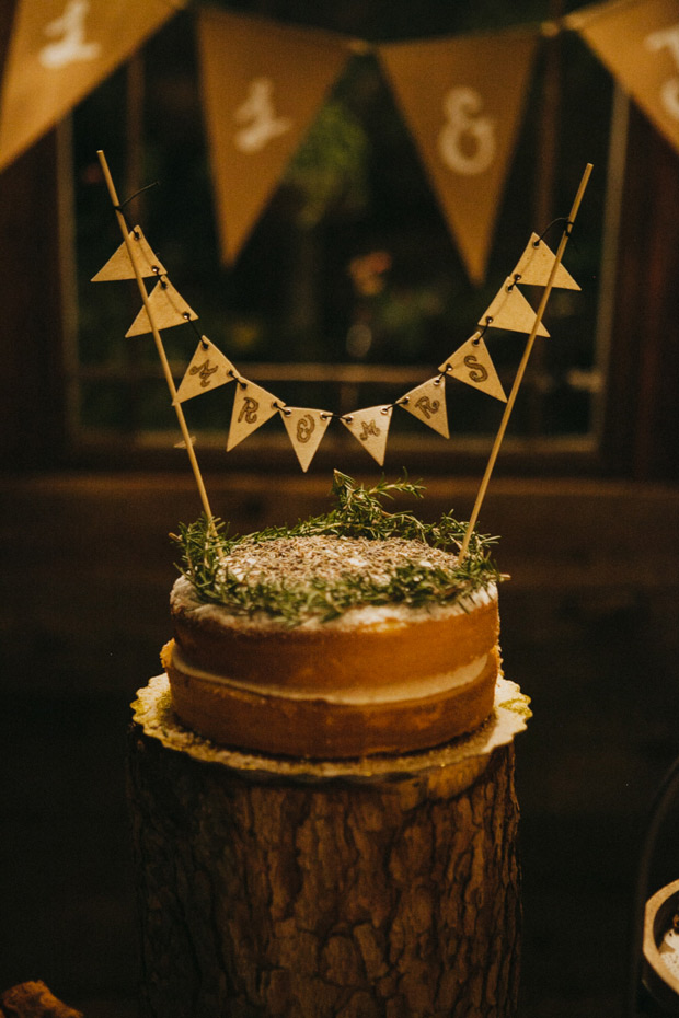 Rustic vintage wedding at My Vintage Wedding Venue // onefabday.com