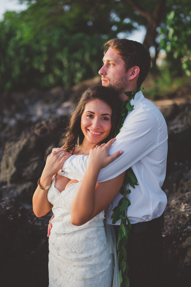 Beautiful Hawaii wedding by Couple Cups | onefabday.com