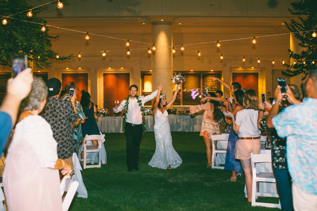 Beautiful Hawaii wedding by Couple Cups | onefabday.com