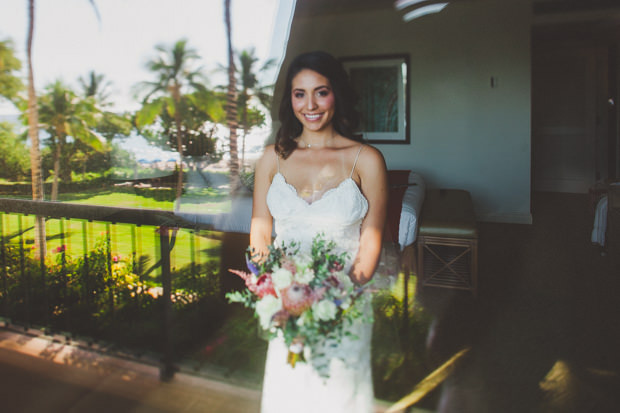 Beautiful Hawaii wedding by Couple Cups | onefabday.com