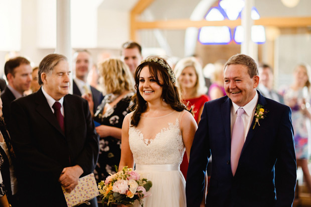 Beautiful tipi wedding by The Lous Photography | onefabday.com