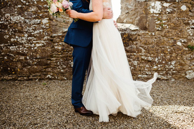 Beautiful tipi wedding by The Lous Photography | onefabday.com