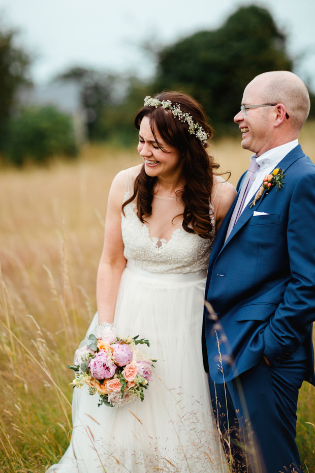 Beautiful tipi wedding by The Lous Photography | onefabday.com