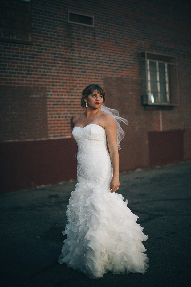 Glitzy glam gold and red real wedding by Ali V Photography | onefabday.com