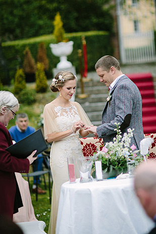 Gorgeous outdoor wedding by Therese Aherne | onefabday.com