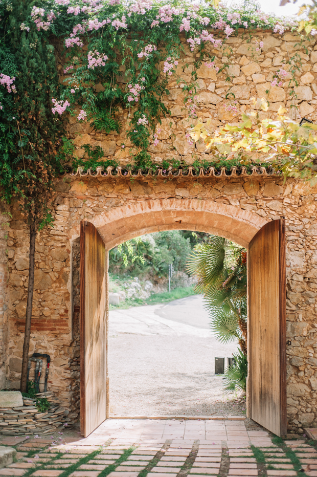 Sunny Casa Felix destination wedding by Fotografia // onefabday.com