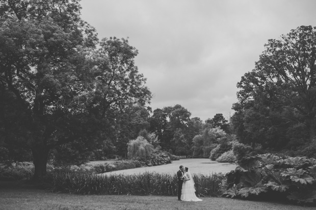 Larchfield Estate wedding by Ronan Shaw Photographie | onefabday.com