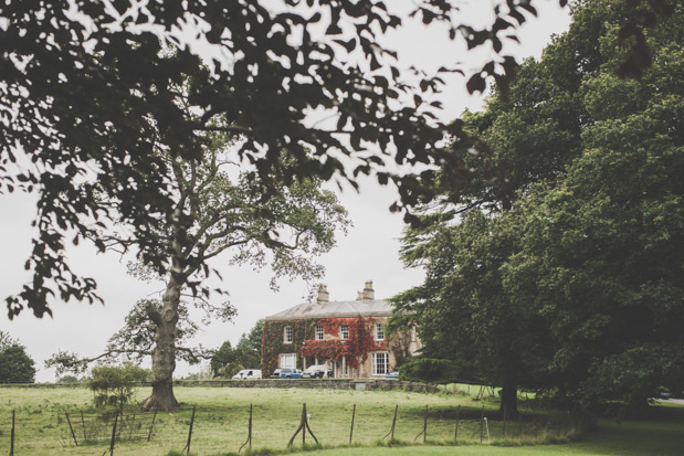 Larchfield Estate wedding by Ronan Shaw Photographie | onefabday.com