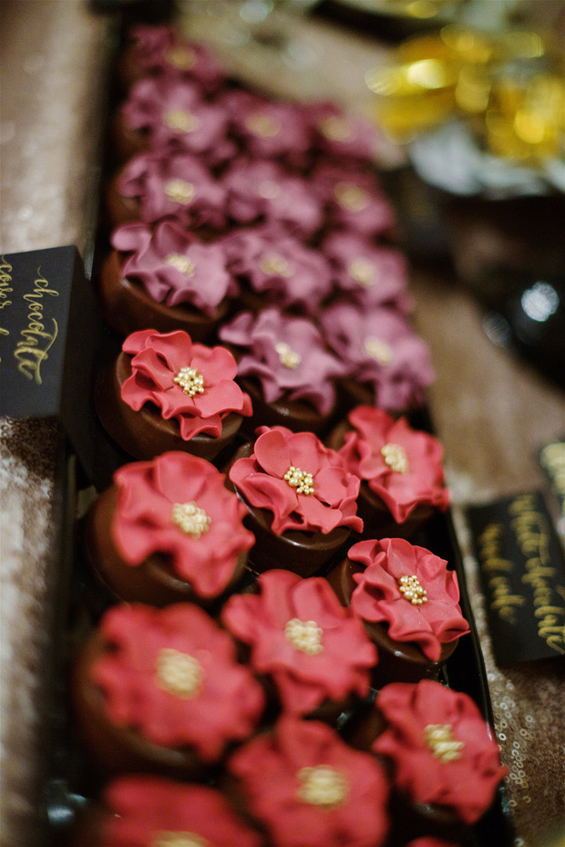 Gorgeous Gatsby Inspired Winter Wedding // onefabday.com