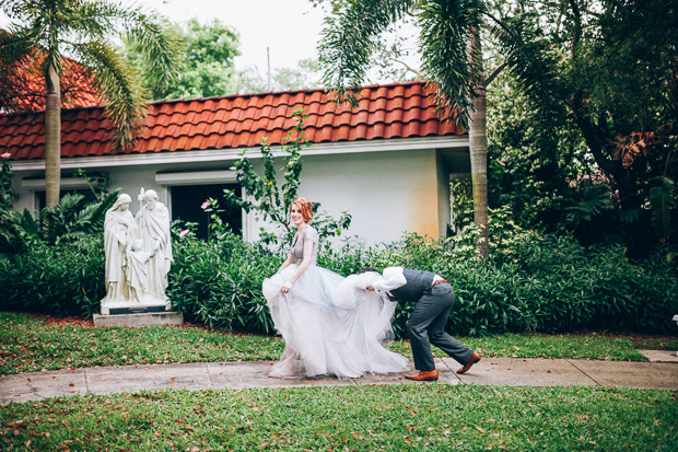 Beautiful Florida real wedding with a blue wedding dress | onefabday.com