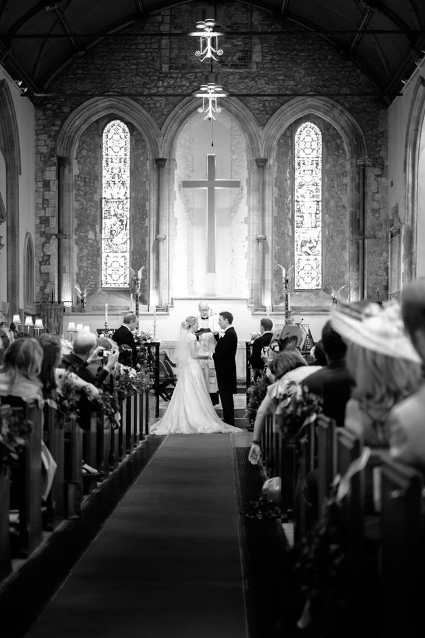 Gins-Barn-Beaulieu-Wedding-by-Linus-Moran-Photography--42