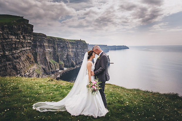 Hotel Doolin Real Wedding by Michelle Bg Photography // onefabday-com.go-vip.net