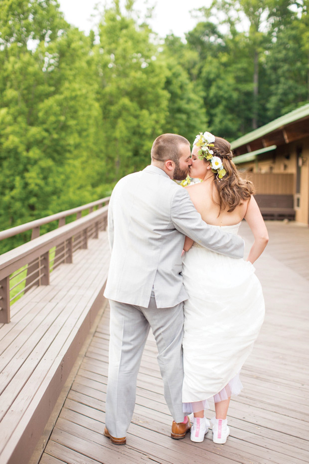 Pretty peach and lemon wedding by Hope Taylor Photography // onefabday.com