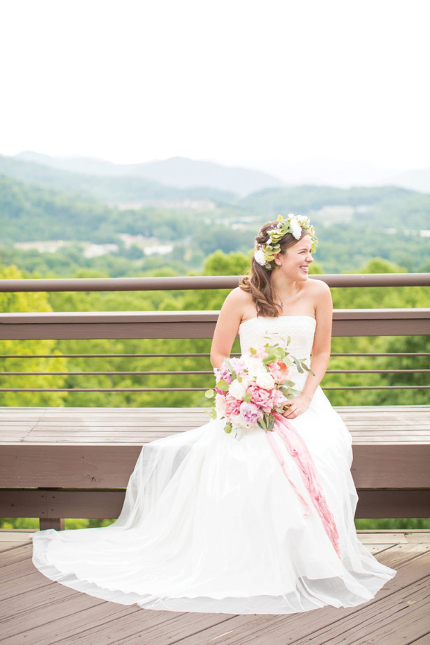 Pretty peach and lemon wedding by Hope Taylor Photography // onefabday.com